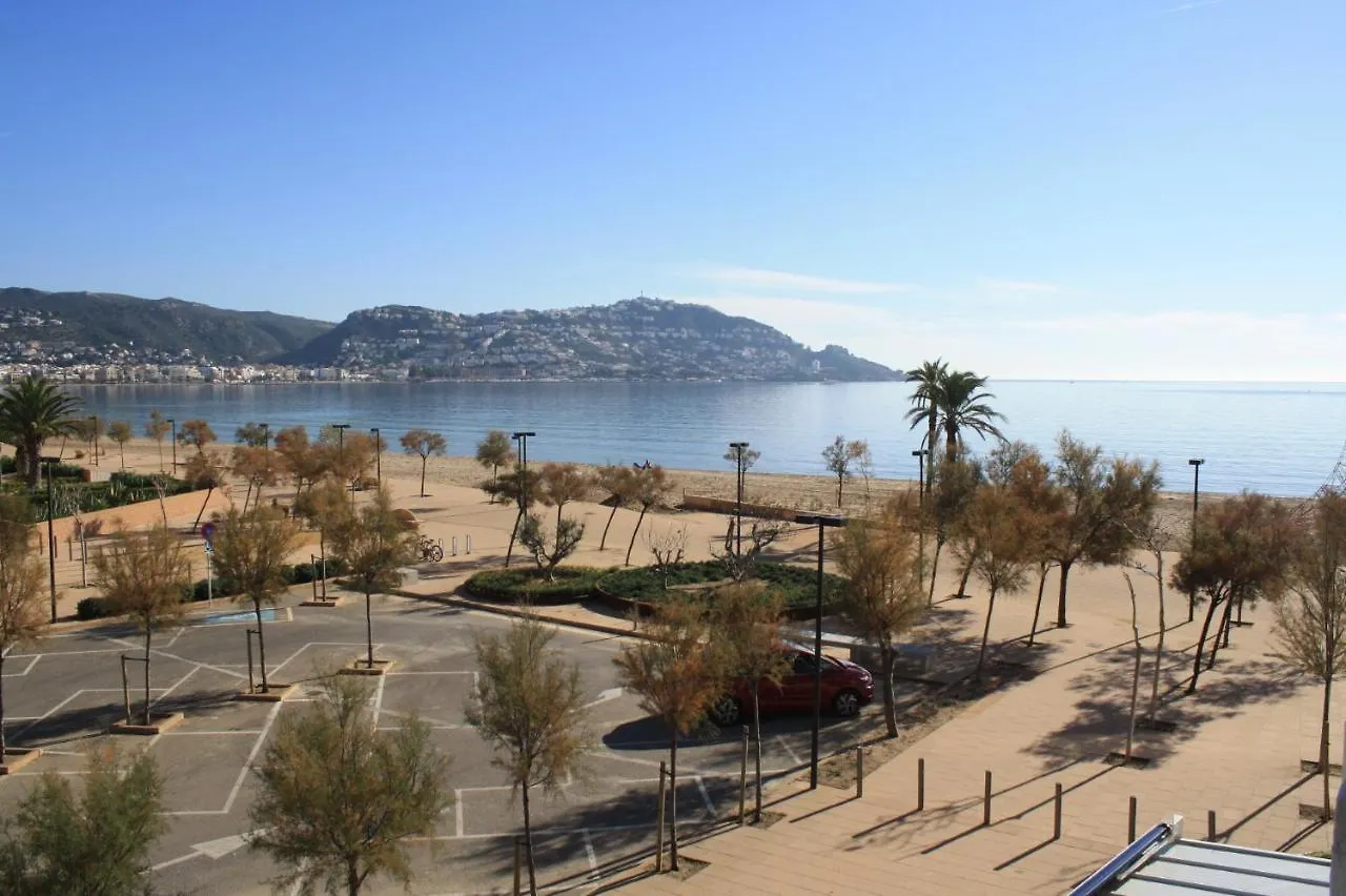 דירות רוזס Res. Baie 18